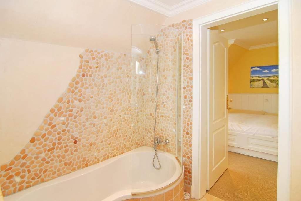 Reethues Tinnem Holiday home *